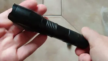 Shustar Led flashlight Ultra Bright torch L2/V6 Camping light